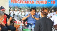 KASATGAS Dewa Indra saat mengunjungi Satgas Gotong Royong Berbasis Desa Adat dan Satgas Penanggulangan Covid-19 di tingkat Desa (Desa Dinas). Foto: ist KASATGAS Dewa Indra saat mengunjungi Satgas Gotong Royong Berbasis Desa Adat dan Satgas Penanggulangan Covid-19 di tingkat Desa (Desa Dinas). Foto: ist