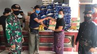 BANJAR Adat Padangsumbu Klod, Desa Padangsambian Klod, Denpasar membagikan paket sembako kepada seluruh warganya, Kamis (16/4/2020). Foto: ist BANJAR Adat Padangsumbu Klod, Desa Padangsambian Klod, Denpasar membagikan paket sembako kepada seluruh warganya, Kamis (16/4/2020). Foto: ist