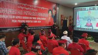 20200828_111039 MEGAWATI Sukarnoputri memberi pengarahan kepada cakada dan kader PDIP secara virtual, termasuk untuk cakada di enam kabupaten/kota di Bali, di aula DPD PDIP Bali, Jumat (28/8/2020). Foto: gus hendra