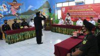 Foto: BUPATI MAS SUMATRI POS BALI/NAD BUPATI Karangasem, I Gusti Ayu Mas Sumatri, saat menghadiri pemberian remisi umum kepada warga binaan Lapas Kelas IIB Karangasem, Senin (17/8). Foto: BUPATI MAS SUMATRI POS BALI/NAD BUPATI Karangasem, I Gusti Ayu Mas Sumatri, saat menghadiri pemberian remisi umum kepada warga binaan Lapas Kelas IIB Karangasem, Senin (17/8).