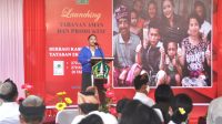 Foto: peluncuran BUPATI Tabanan Ni Putu Eka Wiryastuti saat meluncurkan kegiatan AKB menuju ‘Tabanan Aman dan Produktif, di halaman depan Kantor Bupati Tabanan, Kamis (27/8). Foto: ist Foto: peluncuran BUPATI Tabanan Ni Putu Eka Wiryastuti saat meluncurkan kegiatan AKB menuju ‘Tabanan Aman dan Produktif, di halaman depan Kantor Bupati Tabanan, Kamis (27/8). Foto: ist