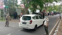 RAZIA Prokes Pergub 46/2020 di Jalan Prof. Muhamad Yamin, Renon, Denpasar. Foto: alt RAZIA Prokes Pergub 46/2020 di Jalan Prof. Muhamad Yamin, Renon, Denpasar. Foto: alt