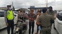 TIM gabungan melaksanakan Operasi Yustisi Pendisiplinan Protokol Kesehatan (Prokes) di kawasan Kintamani, Kamis (17/9). Foto: gia TIM gabungan melaksanakan Operasi Yustisi Pendisiplinan Protokol Kesehatan (Prokes) di kawasan Kintamani, Kamis (17/9). Foto: gia