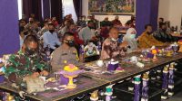 Foto: RAPAT FORKOMPINDA BUPATI Bangli, I Made Gianyar, saat rapat Forkompinda membahas peningkatan pariwisata Bangli, Selasa (8/9). Foto: gia Foto: RAPAT FORKOMPINDA BUPATI Bangli, I Made Gianyar, saat rapat Forkompinda membahas peningkatan pariwisata Bangli, Selasa (8/9). Foto: gia