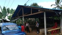JAJARAN Polsek Pupuan membubarkan arena sabung ayam yang diduga jadi sarana judi tajen, di Desa Jelijih Punggang, Kecamatan Pupuan, Tabanan, Sabtu (12/9) petang lalu. Foto: gap JAJARAN Polsek Pupuan membubarkan arena sabung ayam yang diduga jadi sarana judi tajen, di Desa Jelijih Punggang, Kecamatan Pupuan, Tabanan, Sabtu (12/9) petang lalu. Foto: gap