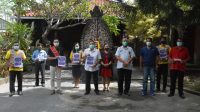 PERWAKILAN Duta Rumah Belajar Denpasar bersama Wali Kota Rai Mantra di kediamannya, Jumat (2/10/2020). Foto: ist PERWAKILAN Duta Rumah Belajar Denpasar bersama Wali Kota Rai Mantra di kediamannya, Jumat (2/10/2020). Foto: ist