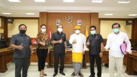 02412 Badung Wayan Suyasa usai rapat