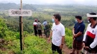 BUPATI Suwirta menjelajahi area perbukitan, persawahan, dan sungai di wilayah Desa Aan Sabtu (25/10/2020). Foto: ist BUPATI Suwirta menjelajahi area perbukitan, persawahan, dan sungai di wilayah Desa Aan Sabtu (25/10/2020). Foto: ist