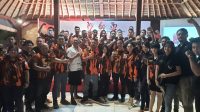 HUT PP PEMUDA Pancasila bersama Sapma Pemuda Pancasila dan Srikandi Pemuda Pancasila menggelar perayaan hari jadi bersama di Istana Taman Jepun, Denpasar, Rabu (28/10/2020) malam. Foto: surnan