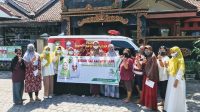 PARA bidan Salam Menyapa yang akan berkeliling ke semua wilayah di Mataram guna menjaga kesehatan ibu hamil, balita dan anak di Mataram. Foto: rul PARA bidan Salam Menyapa yang akan berkeliling ke semua wilayah di Mataram guna menjaga kesehatan ibu hamil, balita dan anak di Mataram. Foto: rul
