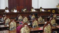 SIDANG PARIPURNA GIANYAR