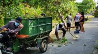 PEROMPESAN pohon perindang pada Sabtu (3/10/2020) di kawasan Jalan Tukad Bilok, gang Saridaging, Kelurahan Renon. Foto: ist PEROMPESAN pohon perindang pada Sabtu (3/10/2020) di kawasan Jalan Tukad Bilok, gang Saridaging, Kelurahan Renon. Foto: ist