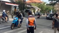 PELAKSANAAN sidak penerapan prokes di wilayah Kelurahan Penatih, Sabtu (3/10/2020). Foto: ist PELAKSANAAN sidak penerapan prokes di wilayah Kelurahan Penatih, Sabtu (3/10/2020). Foto: ist