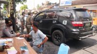 OPERASI yustisi penegakan hukum dan pendisiplinan protokol kesehatan Jalan Raya Tegallalang, Gianyar, Senin (5/10/2020). Foto: ist OPERASI yustisi penegakan hukum dan pendisiplinan protokol kesehatan Jalan Raya Tegallalang, Gianyar, Senin (5/10/2020). Foto: ist