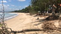 KONDISI abrasi Pantai Kuta yang kian parah. Foto: ist KONDISI abrasi Pantai Kuta yang kian parah. Foto: ist