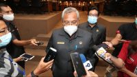 KETUA DPRD Badung, I Putu Parwata; didampingi Wakil Ketua II I Made Sunarta saat memberikan keterangan pers usai rapat paripurna, Selasa (24/11/2020). Foto: ist KETUA DPRD Badung, I Putu Parwata; didampingi Wakil Ketua II I Made Sunarta saat memberikan keterangan pers usai rapat paripurna, Selasa (24/11/2020). Foto: ist