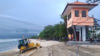 PENGERJAAN penataan Pantai Kuta yang dilanda abrasi. Foto: ist PENGERJAAN penataan Pantai Kuta yang dilanda abrasi. Foto: ist