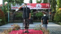 BUPATI Gianyar, I Made Mahayastra, memimpin apel memperingati Hari Pahlawan. Foto: ist BUPATI Gianyar, I Made Mahayastra, memimpin apel memperingati Hari Pahlawan. Foto: ist