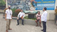 KETUA KPU Denpasar, I Wayan Arsajaya, saat meninjau SDN 3 Serangan yang akan dijadikan lokasi simulasi Pilkada Denpasar 2020, beberapa waktu lalu. Foto: hen KETUA KPU Denpasar, I Wayan Arsajaya, saat meninjau SDN 3 Serangan yang akan dijadikan lokasi simulasi Pilkada Denpasar 2020, beberapa waktu lalu. Foto: hen