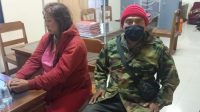 PASUTRI I Ketut Budiarcana (48) - Ni Wayan Misi (42) diperiksa di Polsek Susut lantaran mencuri delapan keranjang mangga. Foto: gia PASUTRI I Ketut Budiarcana (48) - Ni Wayan Misi (42) diperiksa di Polsek Susut lantaran mencuri delapan keranjang mangga. Foto: gia
