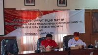 RAI Wirajaya dengan Made Rentin saat sosialiasi Empat Pilar Kebangsaan di Kantor BPBD Bali. Foto: alt RAI Wirajaya dengan Made Rentin saat sosialiasi Empat Pilar Kebangsaan di Kantor BPBD Bali. Foto: alt