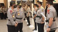KAPOLRI Jenderal Idham Azis usia melantik delapan Kapolda baru dalam prosesi serah terima jabatan (sertijab) di Rupatama Polri, Jakarta Selatan, Jumat (20/11/2020). Foto: ist KAPOLRI Jenderal Idham Azis usia melantik delapan Kapolda baru dalam prosesi serah terima jabatan (sertijab) di Rupatama Polri, Jakarta Selatan, Jumat (20/11/2020). Foto: ist