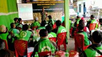 KEGIATAN komsos yang diselenggarakan Kodim 1619/Tabanan, dengan melibatkan puluhan awak ojol se Tabanan, di Makodim Tabanan, Rabu (25/11/2020). Foto: ist KEGIATAN komsos yang diselenggarakan Kodim 1619/Tabanan, dengan melibatkan puluhan awak ojol se Tabanan, di Makodim Tabanan, Rabu (25/11/2020). Foto: ist