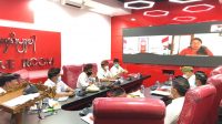 RAPAT paripurna DPRD Jembrana secara virtual dengan agenda penjelasan Bupati terhadap tigaranperda, Kamis (12/11/2020). Foto: ist RAPAT paripurna DPRD Jembrana secara virtual dengan agenda penjelasan Bupati terhadap tigaranperda, Kamis (12/11/2020). Foto: ist