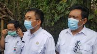 DIREKSI PUDAM TS Gianyar memberikan keterangan terkait rekrutmen pejabat unit usaha AMDK. Foto: adi DIREKSI PUDAM TS Gianyar memberikan keterangan terkait rekrutmen pejabat unit usaha AMDK. Foto: adi