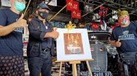 PAMERAN lukisan bertajuk “The Art of Mercedes Benz Classic” di Kebon Vintage Cars, Biaung, Desa Kesiman Kertalangu, Kota Denpasar dibuka oleh Wakil Gubernur Bali, Sabtu (12/12/2020). Foto: rap PAMERAN lukisan bertajuk “The Art of Mercedes Benz Classic” di Kebon Vintage Cars, Biaung, Desa Kesiman Kertalangu, Kota Denpasar dibuka oleh Wakil Gubernur Bali, Sabtu (12/12/2020). Foto: rap
