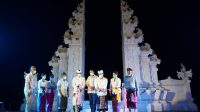 BUPATI Suwirta menghadiri pembukaan destinasi wisata di Desa Sakti, Kecamatan Nusa Penida, Rabu (16/12/2020) malam. Foto: ist BUPATI Suwirta menghadiri pembukaan destinasi wisata di Desa Sakti, Kecamatan Nusa Penida, Rabu (16/12/2020) malam. Foto: ist