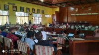 RAPAT pembahasan RAPBD 2021 kembali bergulir di DPRD Bangli, Kamis (3/12/2020). Foto: gia RAPAT pembahasan RAPBD 2021 kembali bergulir di DPRD Bangli, Kamis (3/12/2020). Foto: gia