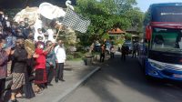 GUBERNUR Koster disaksikan Menristek BRIN Bambang Brodjonegoro meluncurkan Mobile Lab Biosafety Level 2 di depan Gedung Gajah, Jayasabha, Rumah Jabatan Gubernur Bali, Denpasar, Selasa (22/12/2020). Foto: ist GUBERNUR Koster disaksikan Menristek BRIN Bambang Brodjonegoro meluncurkan Mobile Lab Biosafety Level 2 di depan Gedung Gajah, Jayasabha, Rumah Jabatan Gubernur Bali, Denpasar, Selasa (22/12/2020). Foto: ist