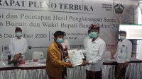 RAPAT pleno perolehan suara Pilkada Bangli hasil rekapitulasi di kantor KPU, Rabu (16/12/2020). Foto: gia RAPAT pleno perolehan suara Pilkada Bangli hasil rekapitulasi di kantor KPU, Rabu (16/12/2020). Foto: gia