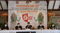 RAPAT pleno penghitungan dan rekapitulasi perolehan suara Pilkada Karangasem 2020. Foto: nad RAPAT pleno penghitungan dan rekapitulasi perolehan suara Pilkada Karangasem 2020. Foto: nad