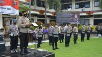 POLRES Tabanan menggelar apel kesiapan dan pergeseran pasukan dalam rangka pengamanan pemungutan suara Pilkada Tabanan 2020, di halaman apel Polres Tabanan, Senin (7/12/2020). Foto: ist POLRES Tabanan menggelar apel kesiapan dan pergeseran pasukan dalam rangka pengamanan pemungutan suara Pilkada Tabanan 2020, di halaman apel Polres Tabanan, Senin (7/12/2020). Foto: ist