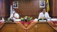 WABUP Suiasa saat memimpin rapat evaluasi penggunaan 30 persen dana hibah pariwisata dengan kepala OPD terkait di Ruang Kriya Gosana, Rabu (23/12/2020). Foto: ist WABUP Suiasa saat memimpin rapat evaluasi penggunaan 30 persen dana hibah pariwisata dengan kepala OPD terkait di Ruang Kriya Gosana, Rabu (23/12/2020). Foto: ist
