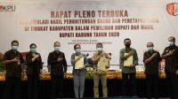 pleno rekapitulasi badung RAPAT pleno rekapitulasi suara Pilkada Badung tingkat kabupaten di Kuta, Rabu (16/12/2020) lalu. Foto: Ist