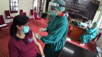 PELAKSANAAN simulasi vaksinasi Covid-19 di RSUD Wangaya, Kota Denpasar pada Jumat (8/1/2021). Foto: ist PELAKSANAAN simulasi vaksinasi Covid-19 di RSUD Wangaya, Kota Denpasar pada Jumat (8/1/2021). Foto: ist