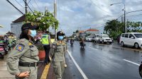 PETUGAS gabungan saat kegiatan operasi yustisi khususnya pemakaian masker pada Kamis (14/1/2021) di Jalan Mahendradata, Denpasar. Foto: ist PETUGAS gabungan saat kegiatan operasi yustisi khususnya pemakaian masker pada Kamis (14/1/2021) di Jalan Mahendradata, Denpasar. Foto: ist