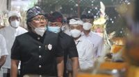 BUPATI Giri Prasta saat menghadiri karya atma wedana/nyekah dan mapetik massal Desa Adat Pelaga yang diselenggarakan di balai subak desa setempat, Senin (18/1/2021). Foto: ist BUPATI Giri Prasta saat menghadiri karya atma wedana/nyekah dan mapetik massal Desa Adat Pelaga yang diselenggarakan di balai subak desa setempat, Senin (18/1/2021). Foto: ist