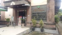 KANTOR Dinas PMPTSPTK Jembrana tampak tutup, Senin (4/1/2021). Foto: ist KANTOR Dinas PMPTSPTK Jembrana tampak tutup, Senin (4/1/2021). Foto: ist