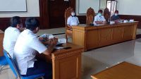 PERTEMUAN membahas pemasangan pintu pada akses keluar-masuk Bendungan Unud. Foto: ist PERTEMUAN membahas pemasangan pintu pada akses keluar-masuk Bendungan Unud. Foto: ist