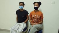 KRISTEN Antoinette Gray saat diperiksa bersama kekasihnya di kantor Imigrasi Kelas I TPI Denpasar. Foto: ist KRISTEN Antoinette Gray saat diperiksa bersama kekasihnya di kantor Imigrasi Kelas I TPI Denpasar. Foto: ist