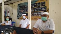 PLH Ketua KPU Bangli, I Gede Roy Suparman, didampingi dua komisioner saat memberikan keterangan pelaksanaan penetapan Bupati dan Wakil Bupati Bangli terpilih. Foto: ist PLH Ketua KPU Bangli, I Gede Roy Suparman, didampingi dua komisioner saat memberikan keterangan pelaksanaan penetapan Bupati dan Wakil Bupati Bangli terpilih. Foto: ist