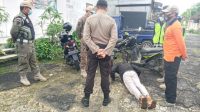 SALAH seorang pelanggar prokes disanksi push up. Foto: gia SALAH seorang pelanggar prokes disanksi push up. Foto: gia