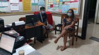 KEDUA terlapor diduga melakukan perselingkuhan saat diintrograsi oleh penyidik di Polsek Bangli. Foto: ist KEDUA terlapor diduga melakukan perselingkuhan saat diintrograsi oleh penyidik di Polsek Bangli. Foto: ist