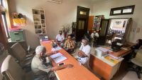 PROSES pemanggilan penanggung jawab proyek di kantor Induk Satpol PP Badung. Foto: ist PROSES pemanggilan penanggung jawab proyek di kantor Induk Satpol PP Badung. Foto: ist