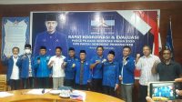 PENGURUS DPD dan DPC Partai Demokrat se-NTB menyatakan setia kepada AHY sebagai Ketua Umum DPP yang sah, Sabtu (6/2/2021). Foto: rul PENGURUS DPD dan DPC Partai Demokrat se-NTB menyatakan setia kepada AHY sebagai Ketua Umum DPP yang sah, Sabtu (6/2/2021). Foto: rul