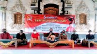 ANGGOTA MPR RI, I Made Urip, saat sosialisasi 4 Pilar Kebangsaan di Desa Tegaljadi, Marga, Tabanan, Jumat (19/2/2021). Foto: ist ANGGOTA MPR RI, I Made Urip, saat sosialisasi 4 Pilar Kebangsaan di Desa Tegaljadi, Marga, Tabanan, Jumat (19/2/2021). Foto: ist